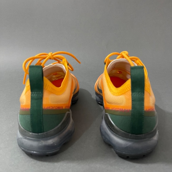 Nike Air VaporMax 2019 Utility Canyon Gold Running Shoes Men's 8.5 - Picture 5 of 6